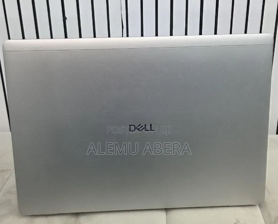 New Laptop Dell Pro 16 16GB Intel Core Ultra 7 SSD 512GB