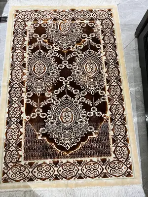 Carpet/Prayer Mat 120x80cm, Made in Turkey