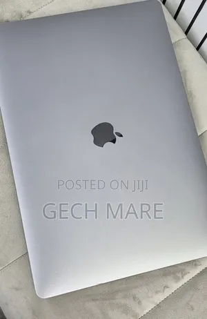 New Laptop Apple MacBook Pro 2019 16GB Intel Core i9 SSD 512GB