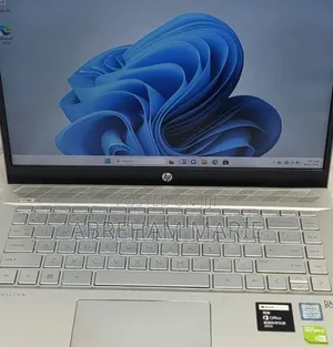New Laptop HP Pavilion 14 16GB Intel Core i7 SSD 1T
