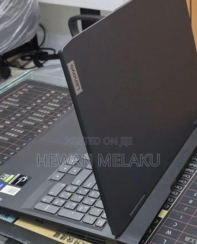 New Laptop Lenovo 16GB Intel Core i5 SSD 512GB