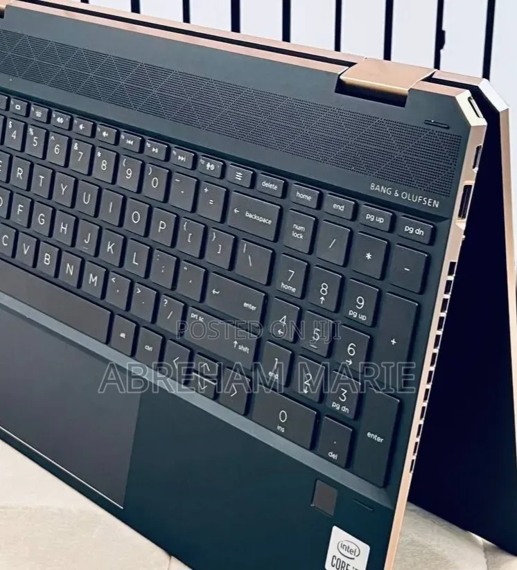 New Laptop HP Spectre 16GB Intel Core i7 SSD 1T
