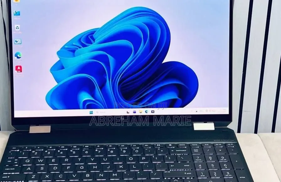 New Laptop HP Spectre 16GB Intel Core i7 SSD 1T