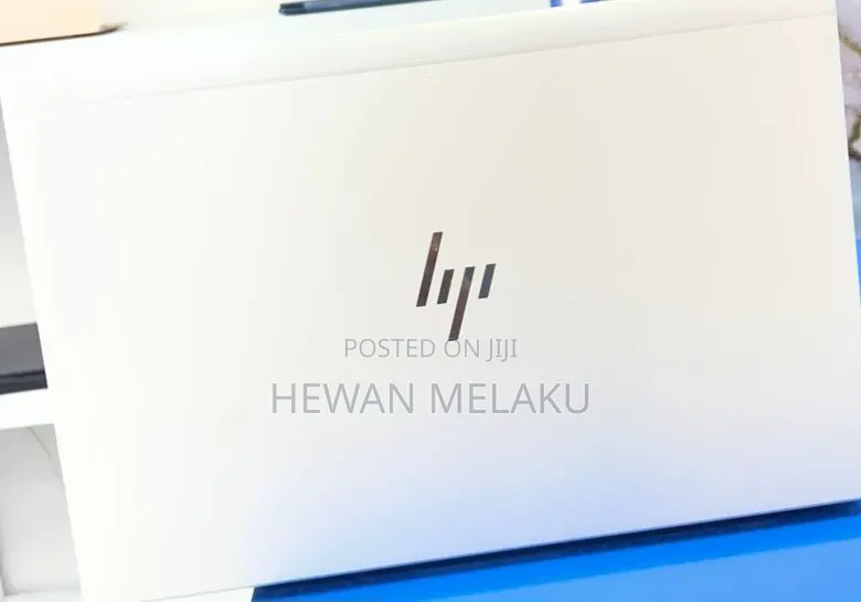 New Laptop HP EliteBook 845 G8 16GB AMD Ryzen 5 SSD 512GB