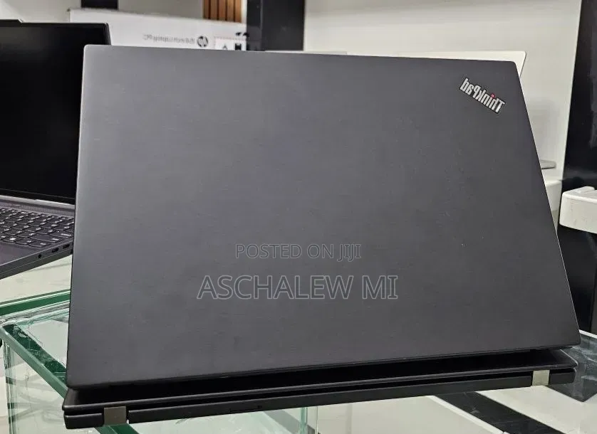 New Laptop Lenovo ThinkPad t495s 16GB AMD Ryzen 7 SSD 512GB