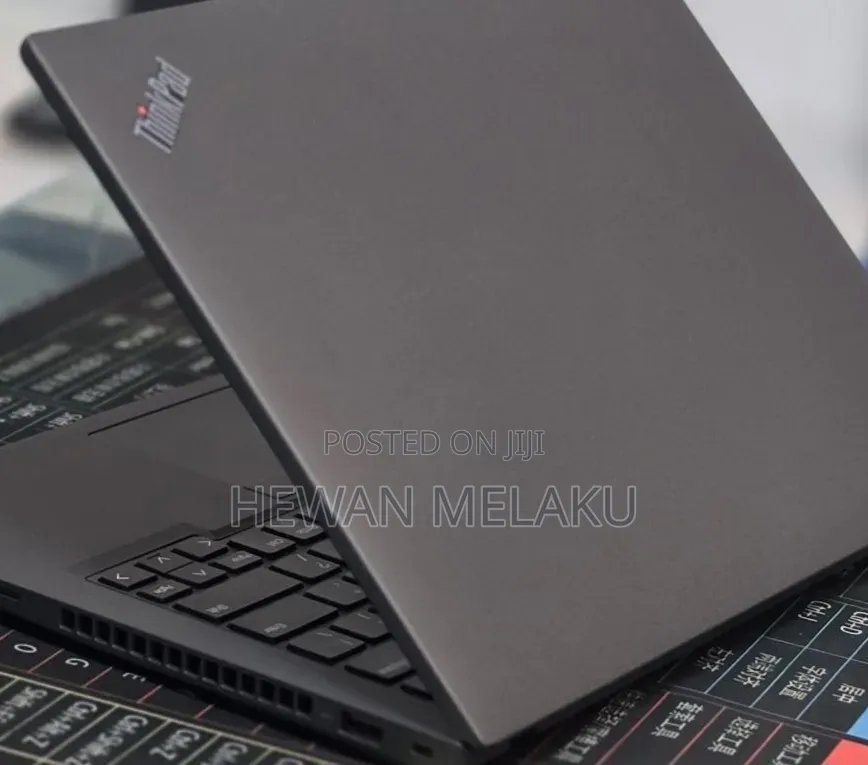 New Laptop Lenovo ThinkPad T14 16GB Intel Core i7 SSD 512GB
