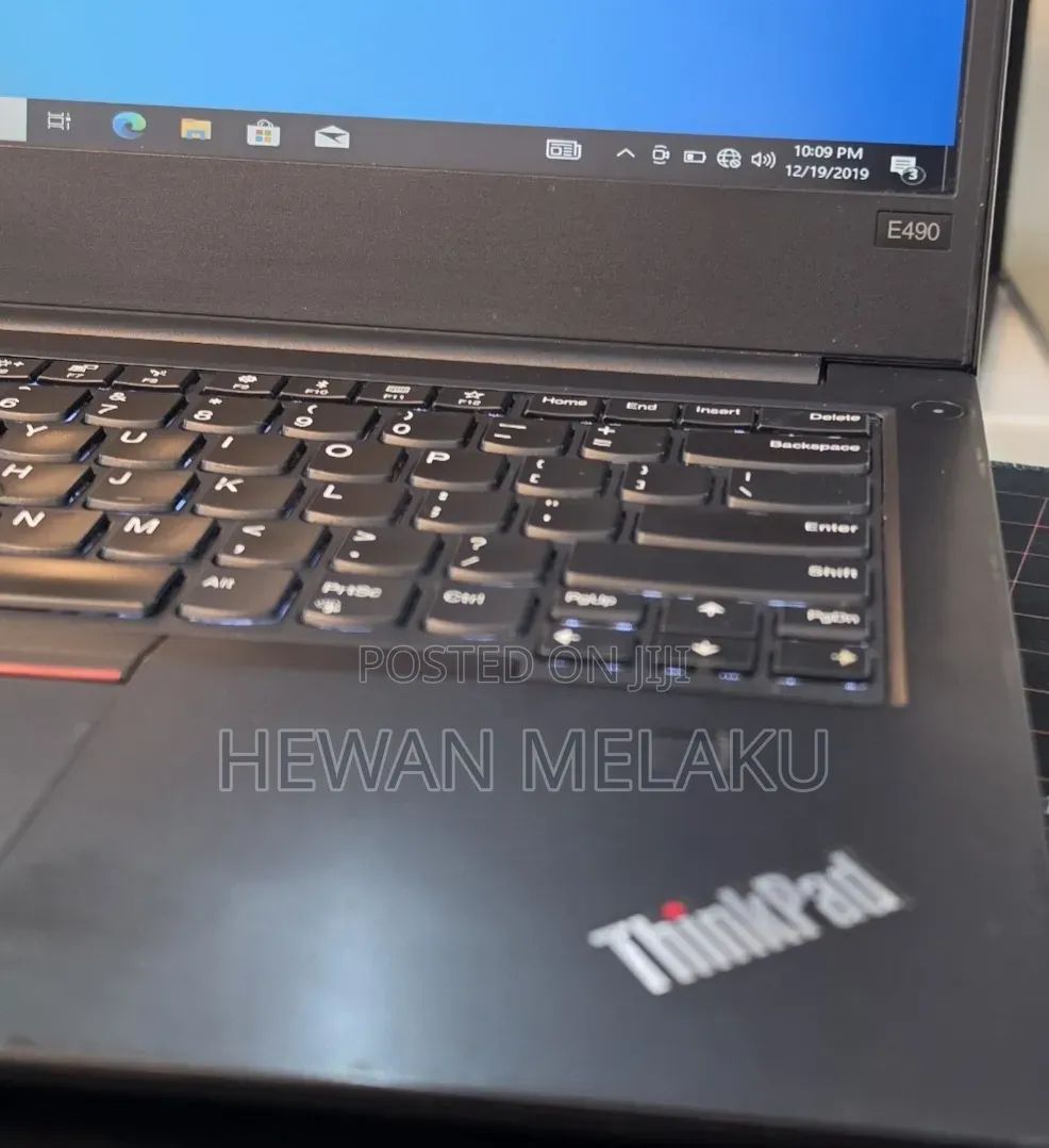 New Laptop Lenovo 8GB Intel Core i7 SSD 256GB