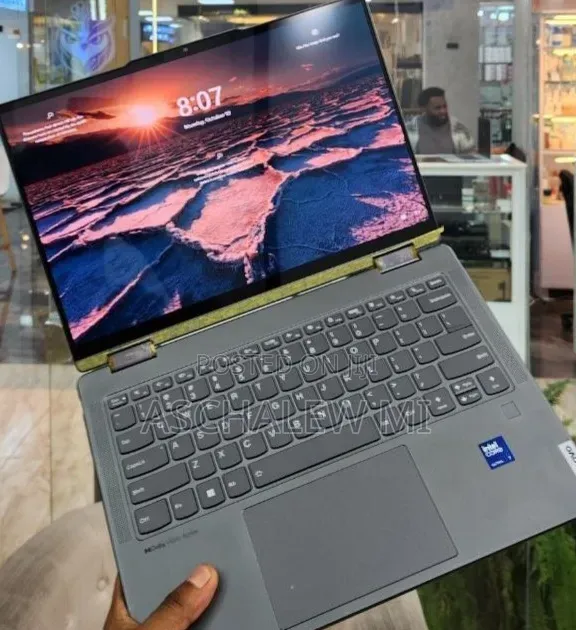 New Laptop Lenovo Yoga 710 16GB Intel Core Ultra 7 SSD 512GB