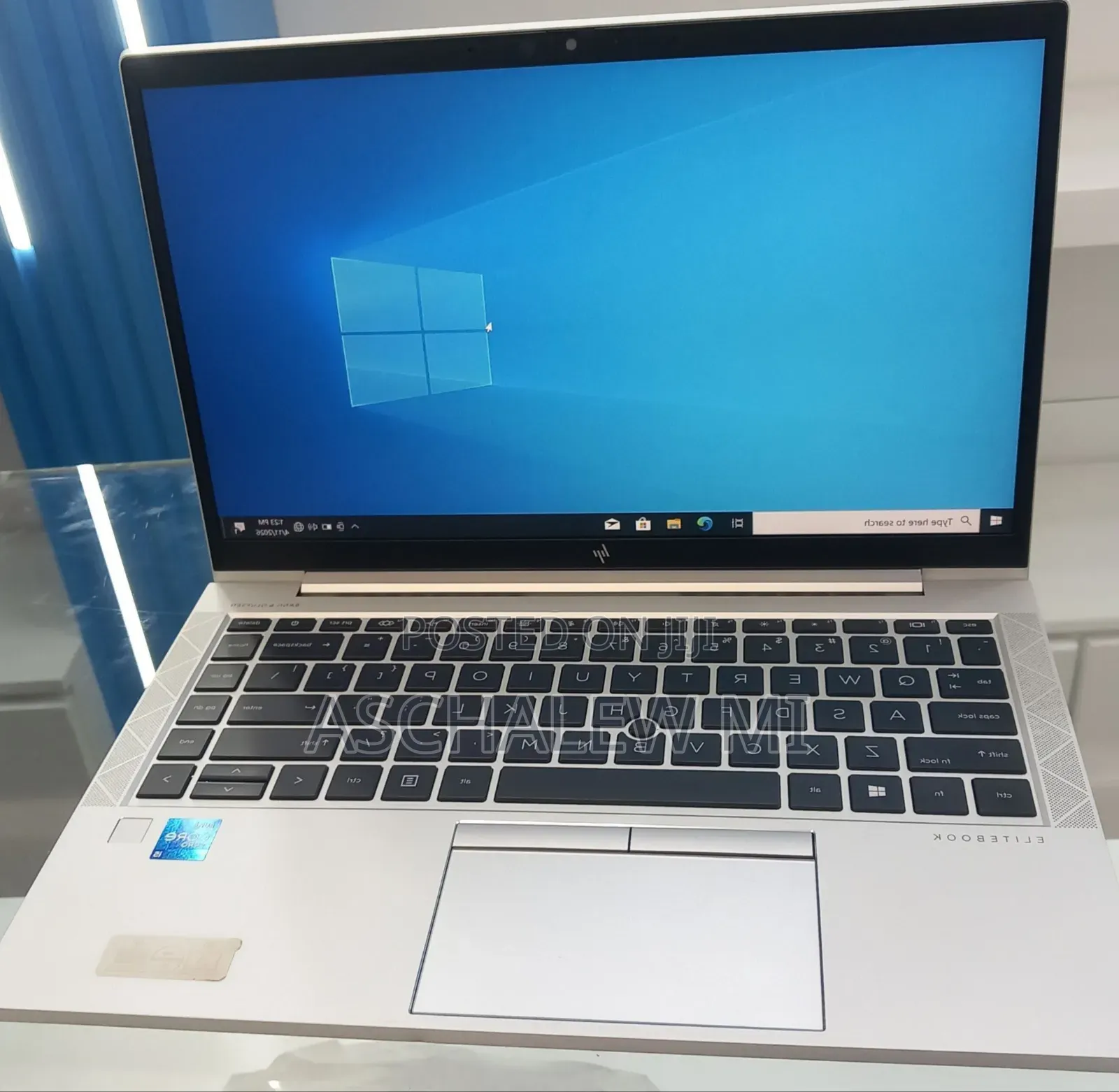New Laptop HP EliteBook 840 G8 16GB Intel Core i5 SSD 512GB