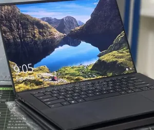 New Laptop Dell Precision 5570 16GB Intel Core i7 SSD 512GB