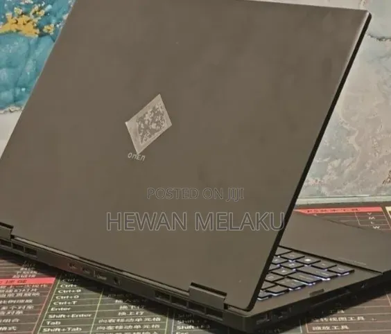 New Laptop HP Omen 16 16GB Intel Core i7 SSD 512GB