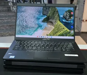 New Laptop Dell Latitude 7390 8GB Intel Core i5 SSD 256GB