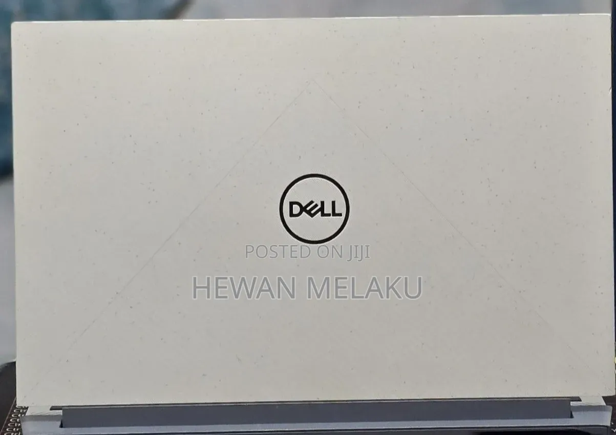 New Laptop Dell G15 5510 16GB AMD Ryzen 7 SSD 512GB