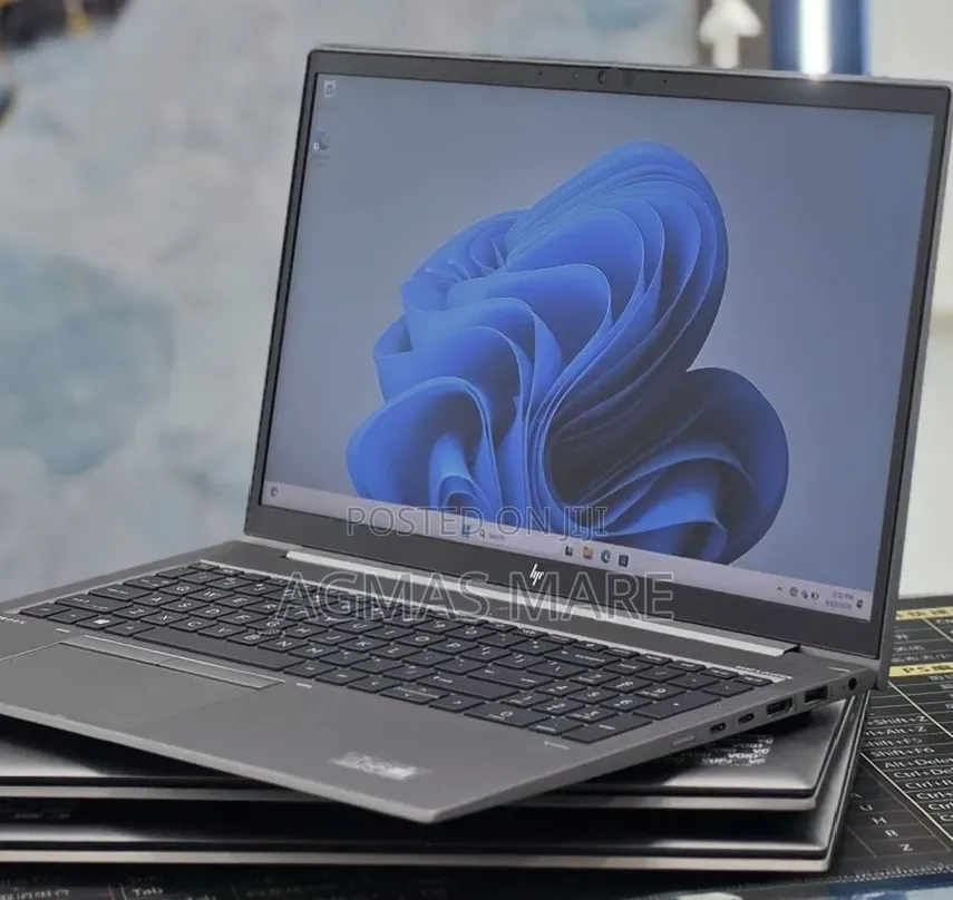 New Laptop HP ZBook 15 16GB Intel Core i5 SSD 512GB