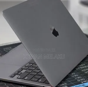New Laptop Apple MacBook Pro 2020 M1 16GB Apple M1 SSD 512GB