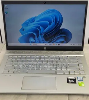 New Laptop HP Pavilion 14 8GB Intel Core i7 SSD 1T