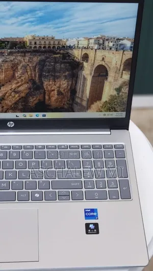 New Laptop HP Stream Notebook 16GB Intel Core i7 SSD 1T