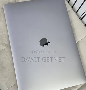 New Laptop Apple MacBook Pro 2019 16GB Intel Core i9 SSD 512GB
