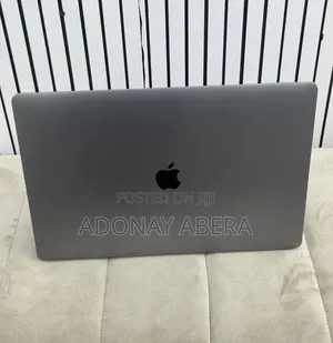 New Laptop Apple MacBook Pro 2019 16GB Intel Core i9 SSD 512GB