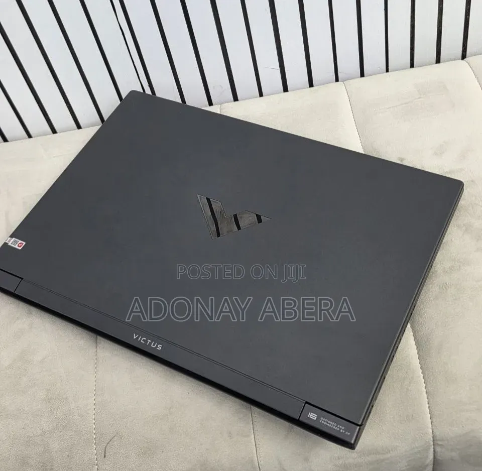 New Laptop HP Victus 16 16GB Intel Core i7 SSD 512GB