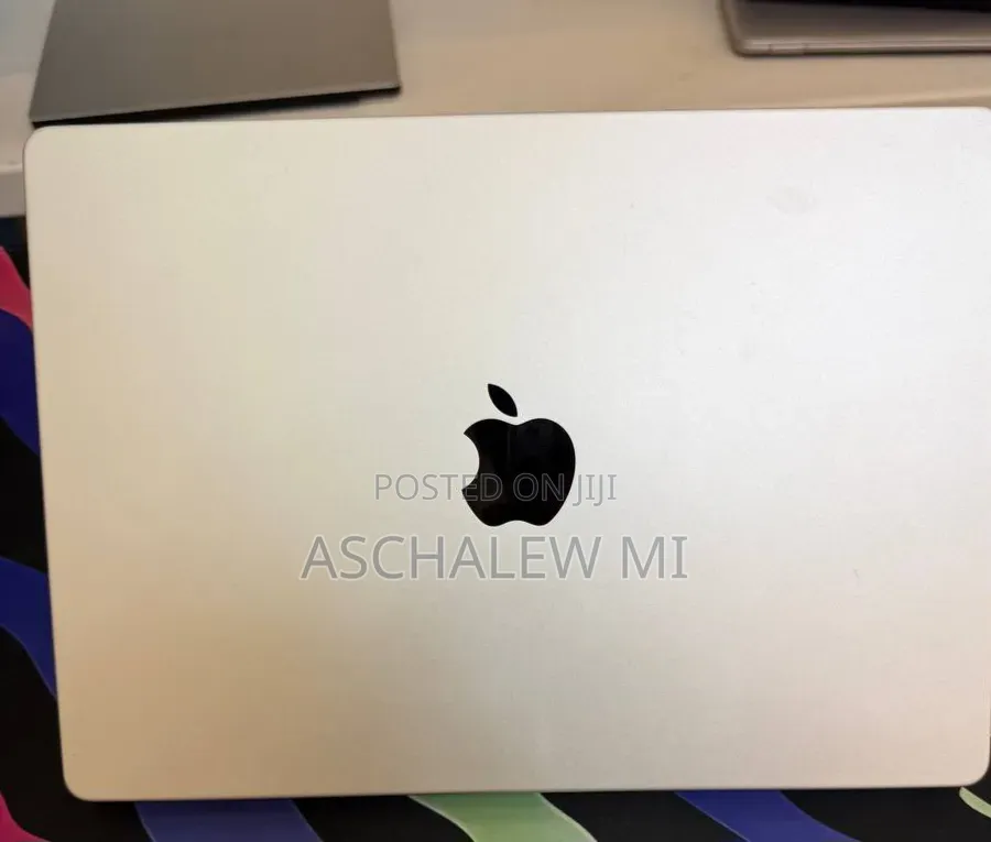 New Laptop Apple MacBook Pro 2021 M1 16GB Apple M1 SSD 512GB