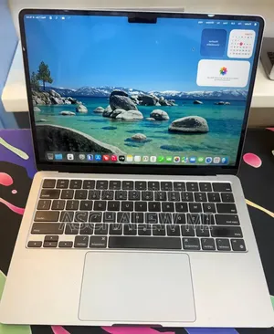 New Laptop Apple MacBook Air 2022 M2 16GB Apple M2 SSD 512GB