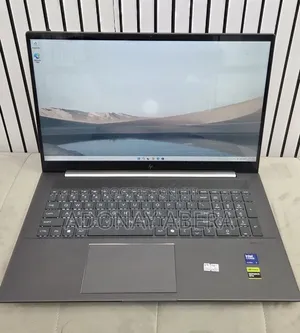 New Laptop HP Envy 17 16GB Intel Core Ultra 7 SSD 512GB