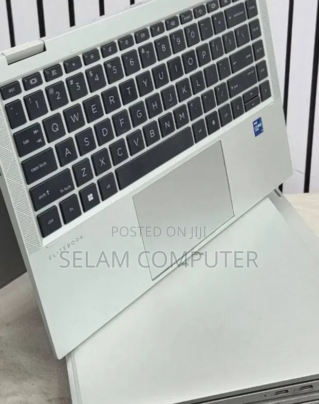 New Laptop HP EliteBook 1030 32GB Intel Core i7 SSD 512GB