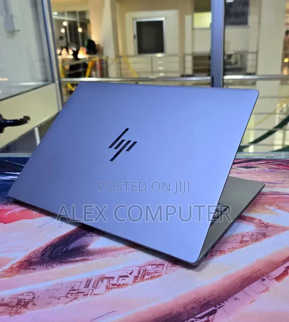 New Laptop HP 16GB Qualcomm Snapdragon X Elite SSD 1T