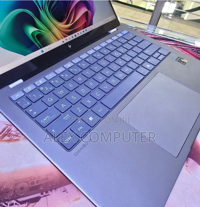 New Laptop HP 16GB Qualcomm Snapdragon X Elite SSD 1T