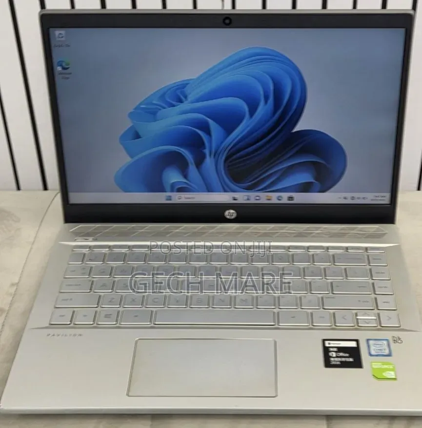 New Laptop HP Pavilion 15 8GB Intel Core i5 SSD 1T