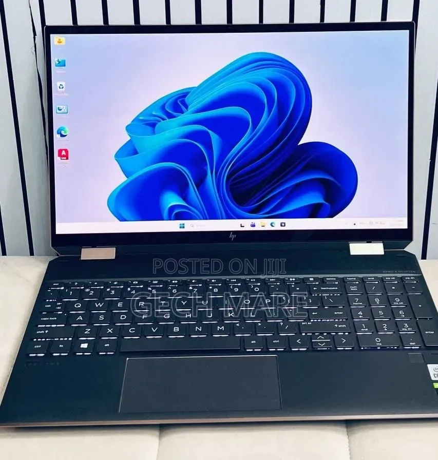 New Laptop HP Spectre 16GB Intel Core i7 SSD 1T