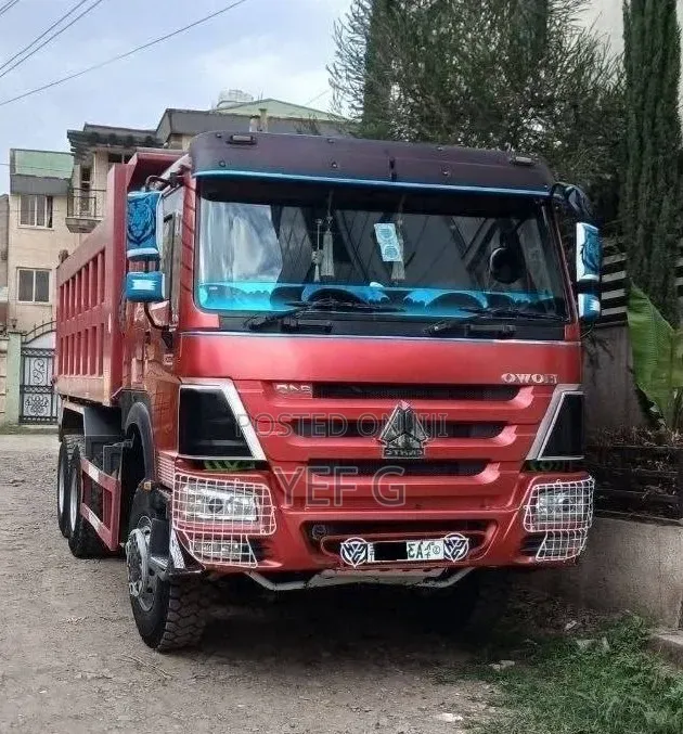 Sinotruk Howo 2024 Red