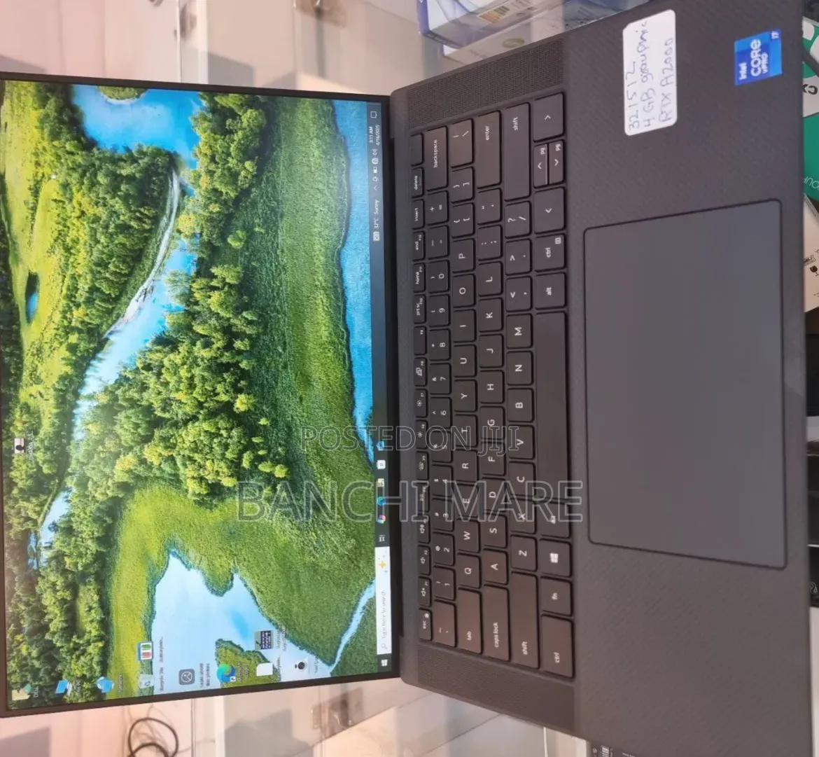New Laptop Dell Precision 17 7720 16GB Intel Core i7 SSD 512GB