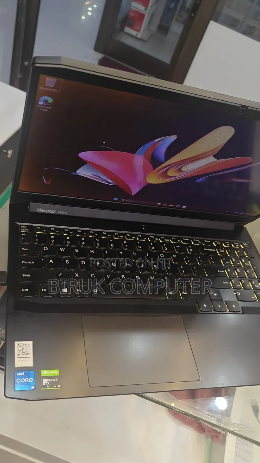 New Laptop Lenovo Ideapad 3 8GB Intel Core i5 SSD 512GB