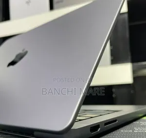 New Laptop Apple MacBook Pro 2023 M3 Pro 18GB Apple M3 Pro SSD 512GB