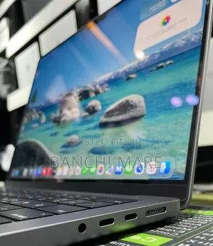 New Laptop Apple MacBook Pro 2023 M3 Pro 18GB Apple M3 Pro SSD 512GB