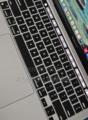 New Laptop Apple MacBook Pro 2022 M2 8GB Apple M2 SSD 256GB