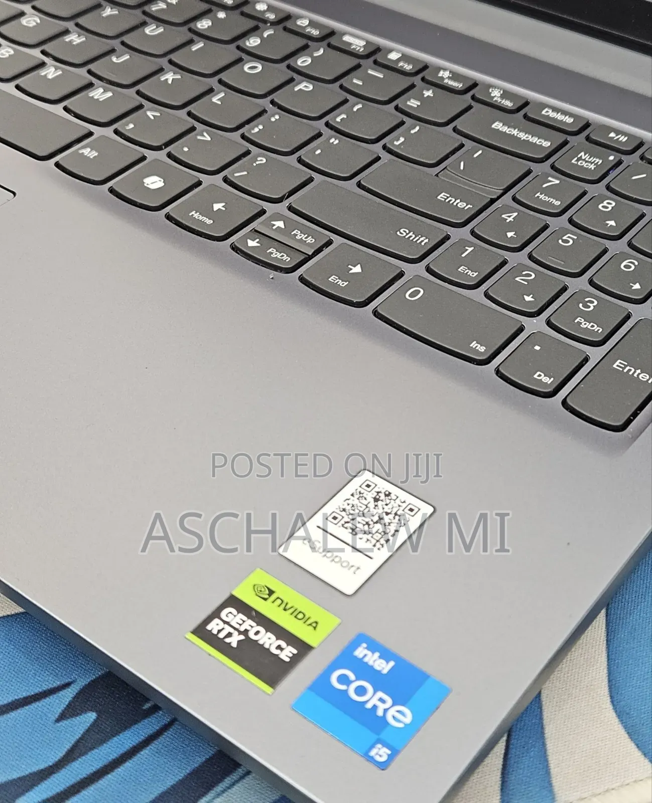 New Laptop Lenovo LOQ 15AHP10 16GB Intel Core i5 SSD 512GB