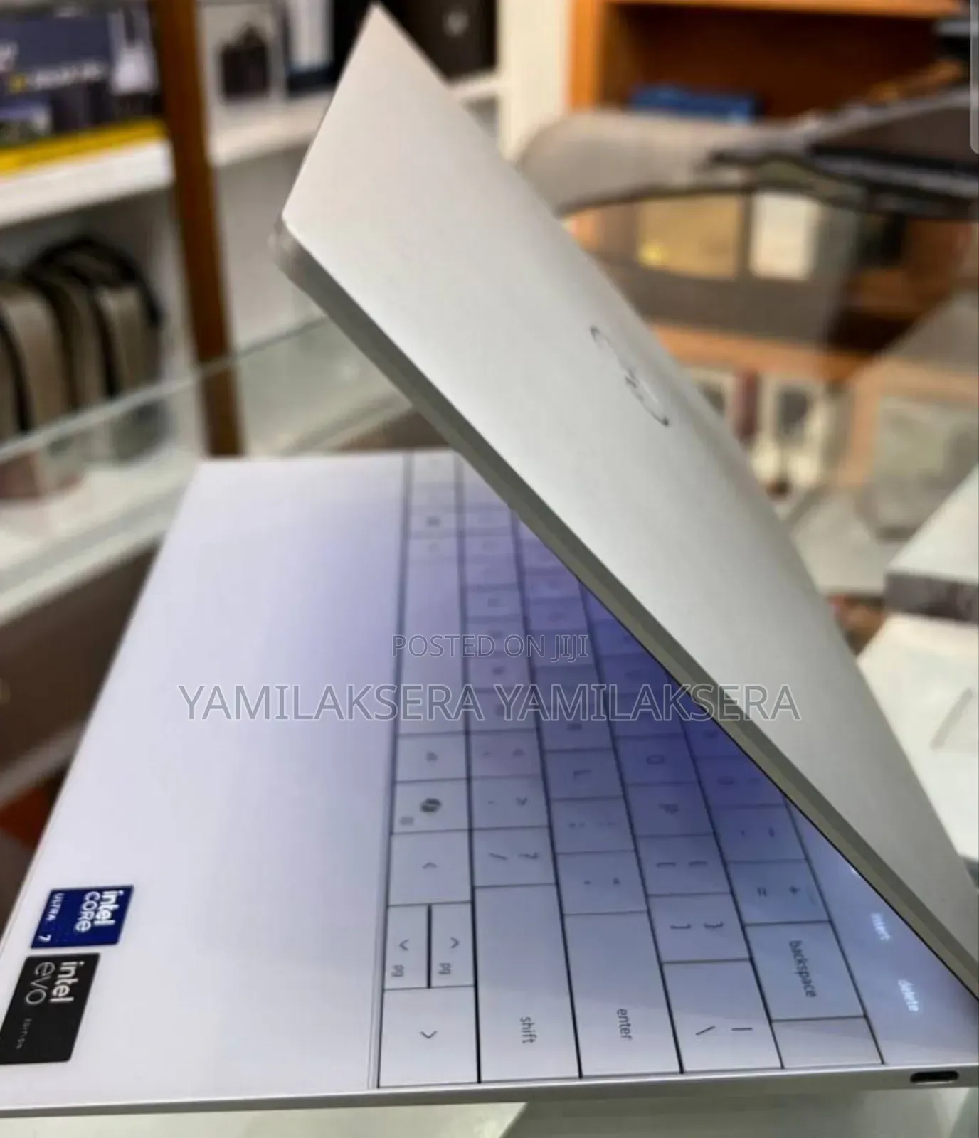 New Laptop Dell XPS 13 9340 16GB Intel Core Ultra 7 SSD 512GB