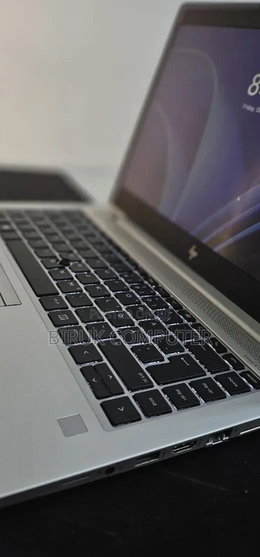 New Laptop HP EliteBook 840 G5 8GB Intel Core i5 SSD 512GB