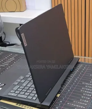 New Laptop Lenovo LOQ 15ARP9 16GB Intel Core i5 SSD 512GB