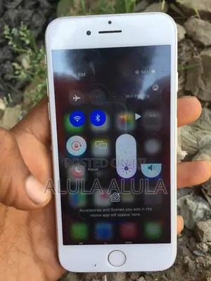 New Apple iPhone 7 32 GB White