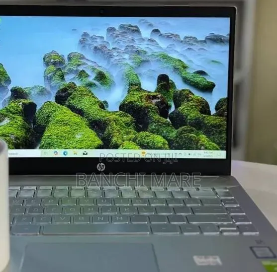 New Laptop HP Pavilion 14 8GB Intel Core i7 SSD 1T