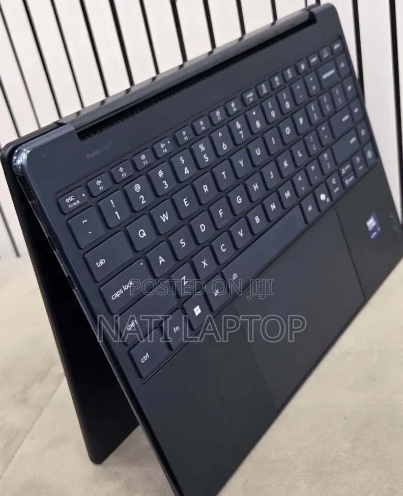 New Laptop Lenovo Yoga 9i 16GB Intel Core Ultra 7 SSD 1T