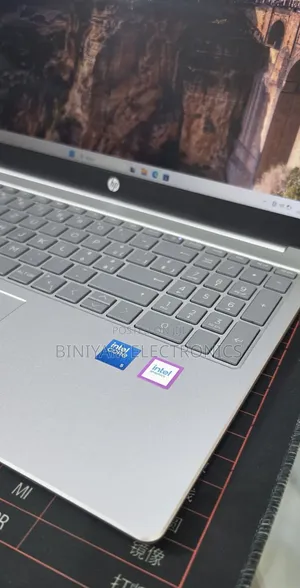 New Laptop HP Stream Notebook 16GB Intel Core 5 SSD 512GB