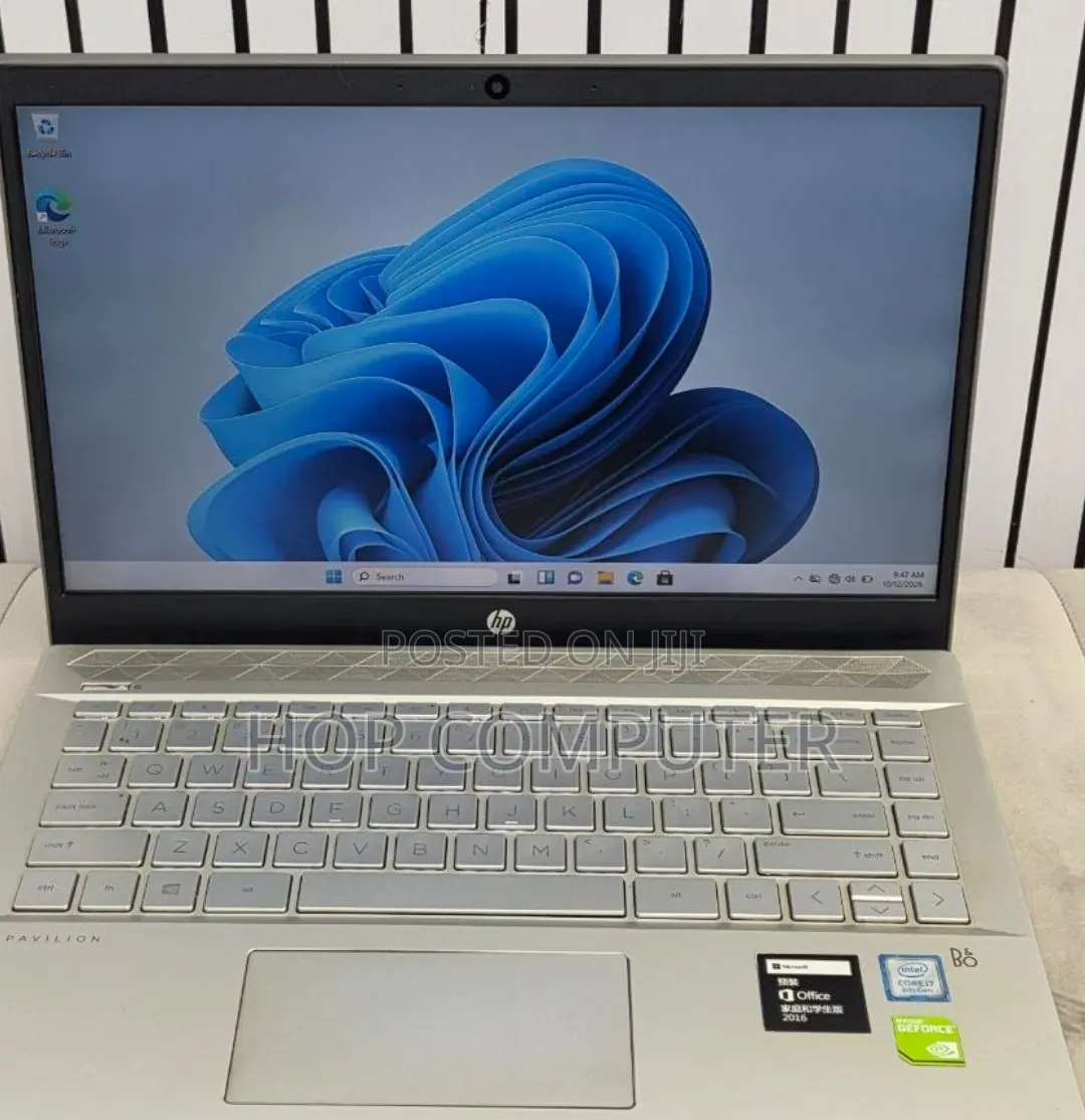 New Laptop HP Pavilion 15 8GB Intel Core i7 SSD 512GB