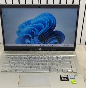 New Laptop HP Pavilion 15 8GB Intel Core i7 SSD 512GB