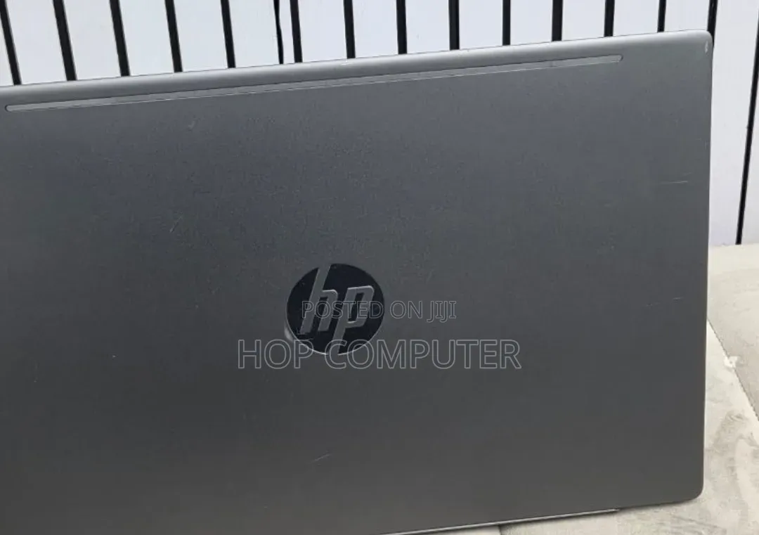 New Laptop HP Pavilion 15 8GB Intel Core i7 SSD 512GB