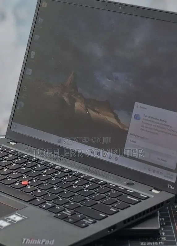 New Laptop Lenovo ThinkPad T14 16GB Intel Core i7 SSD 512GB